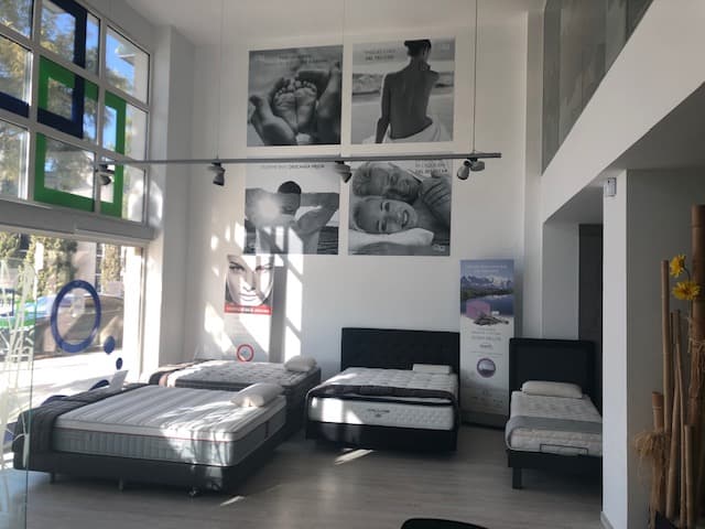 Showroom